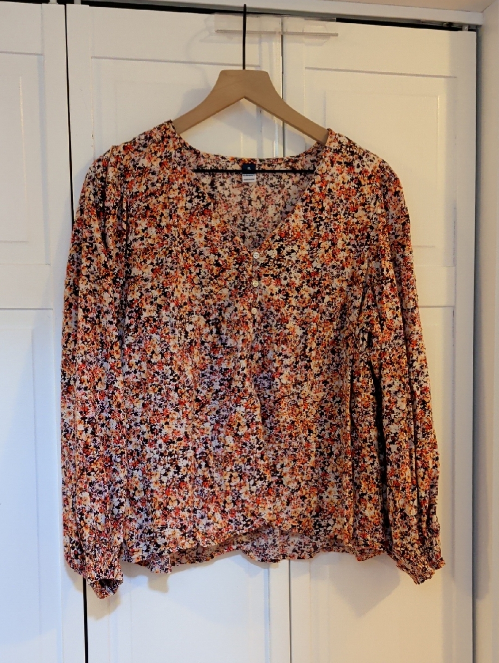 Old Navy Floral V-Neck Button Blouse Textured Peasant Orange Pink Cream XL